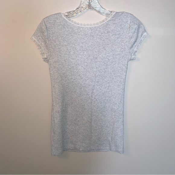 Anthropologie Gray Lace V-Neck Short Sleeve T-Shirt S - Picture 2 of 9